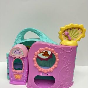 Littlest Pet Shop Get Better Center playset